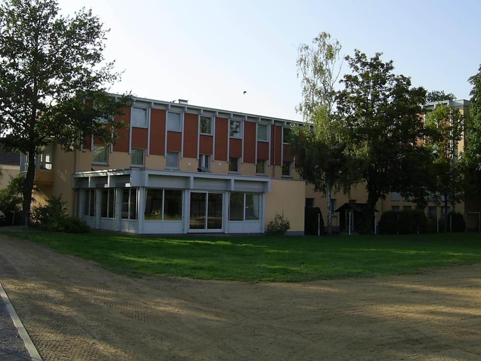 Jugendherberge Karlsruhe Bagian luar foto